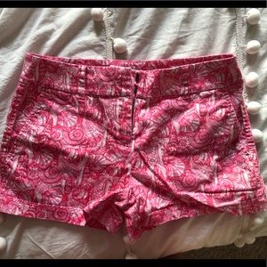 Vineyard vines pink shorts